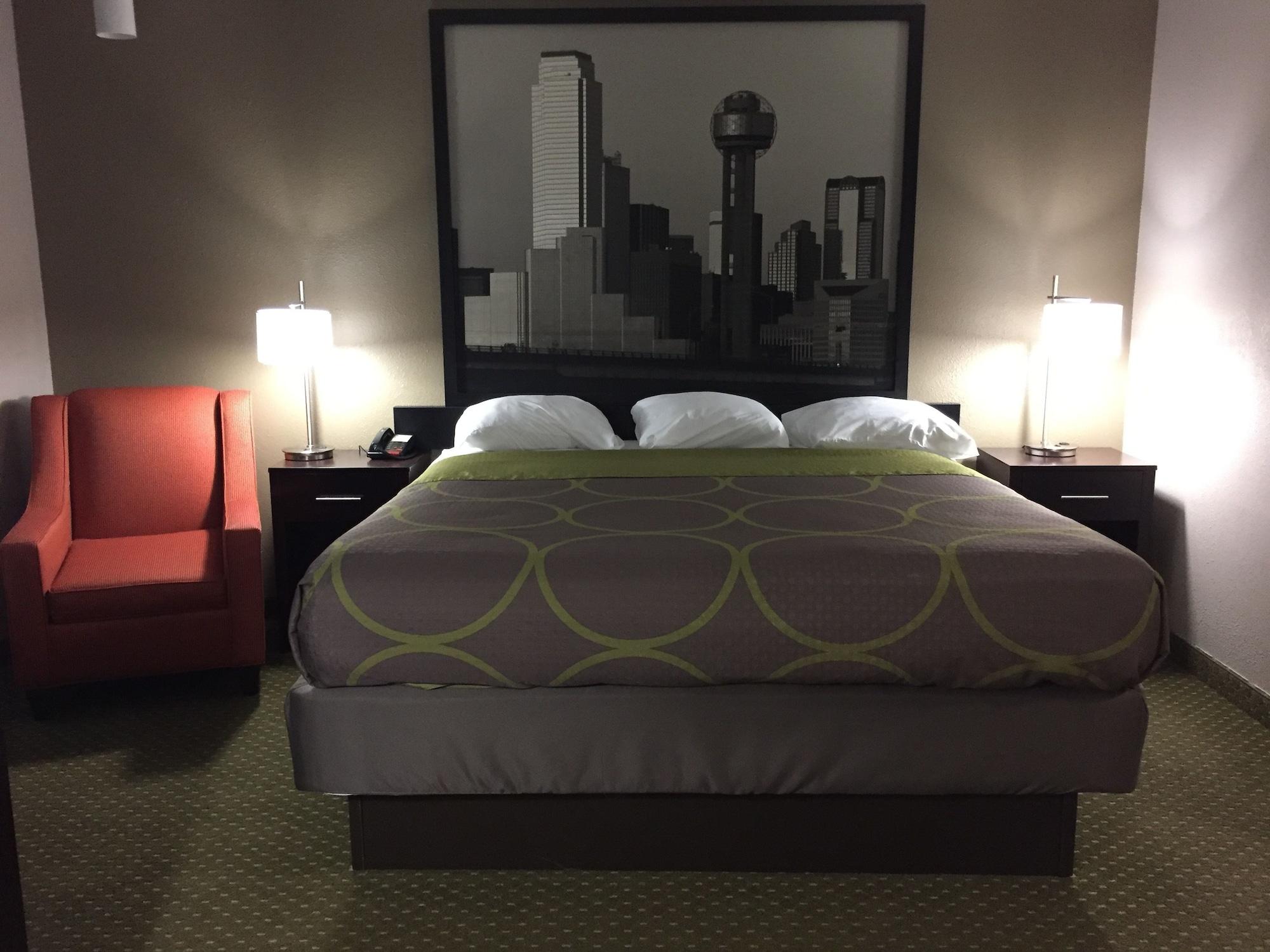 Super 8 By Wyndham Bedford Dfw Airport West Motell Exteriör bild