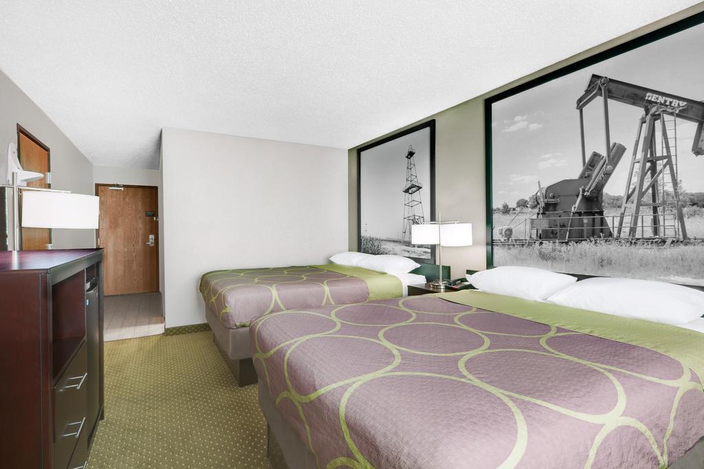 Super 8 By Wyndham Bedford Dfw Airport West Motell Exteriör bild